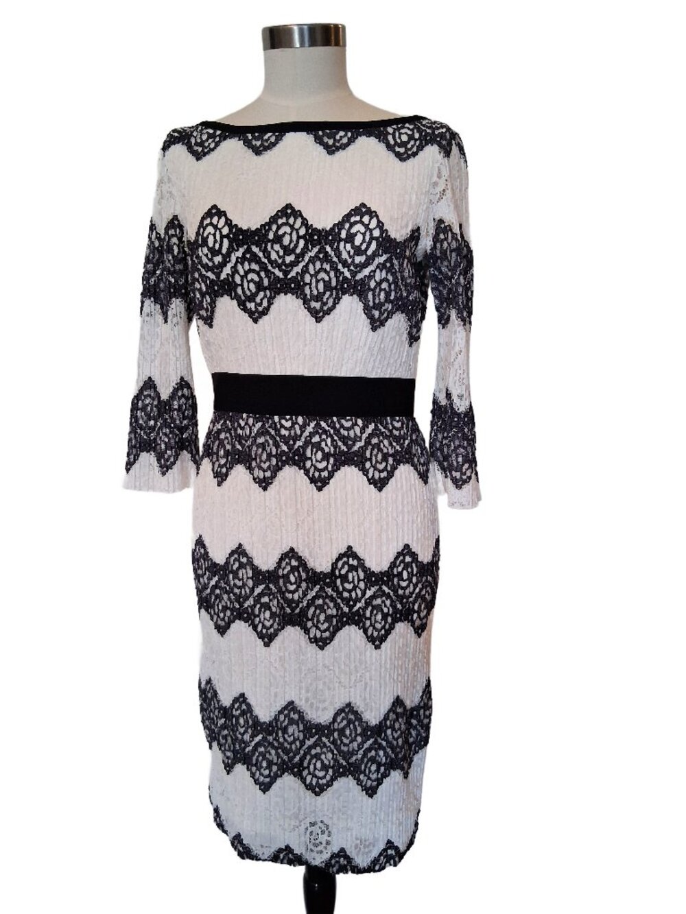 Tadashi Shoji Gorgeous White & Blue Lace Cocktail Sheath Dress Size 10